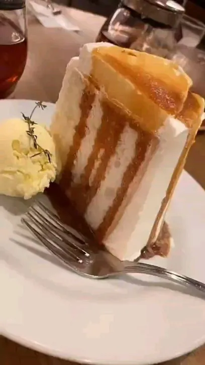 【ニキビを刺激する食べ物💦】